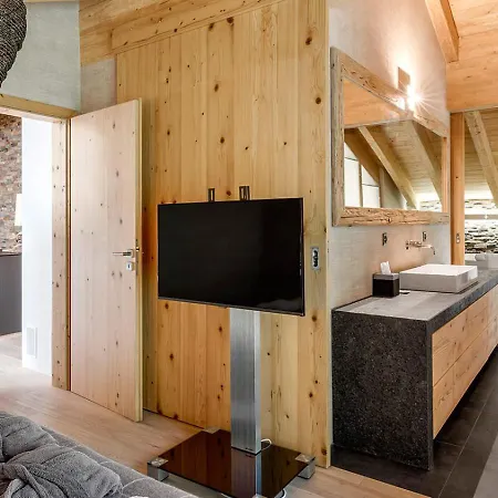 4br Charming Penthouse - Ski In&ski Out - What'app - 0034-635-520-036 - For Reservations!! * Zermatt